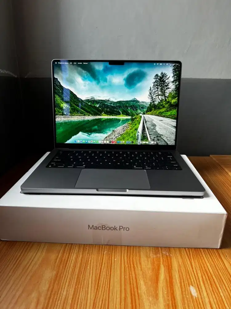 Macbook Pro M3 fullset original