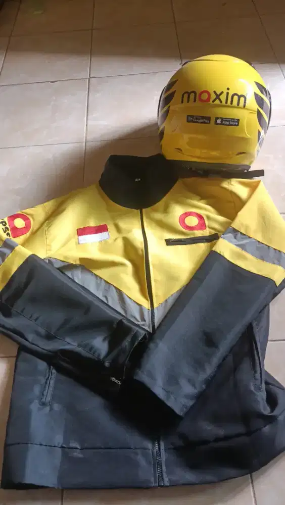 Jual Jaket + Helm