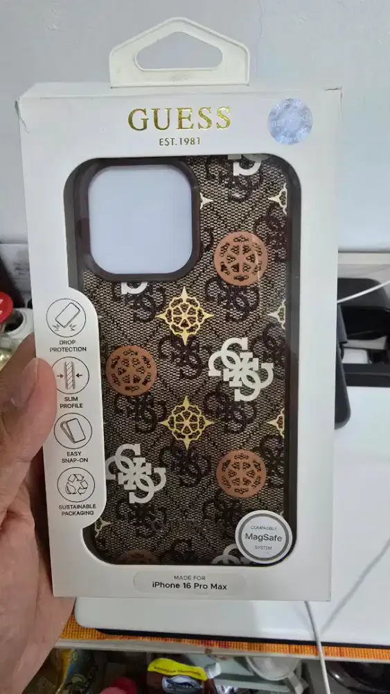 Case Iphone 16 Promax Merek Guess Original