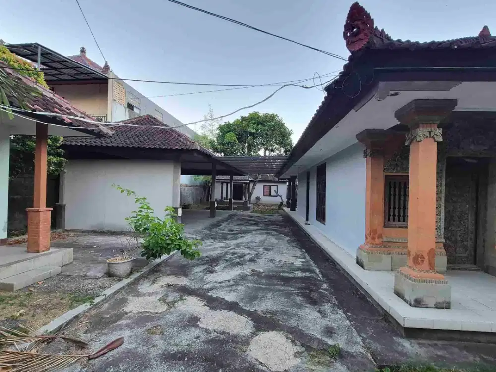 Tanah isi Bangunan Di JayaGiri Renon Dekat Badak Agung Cok Agung Tresna