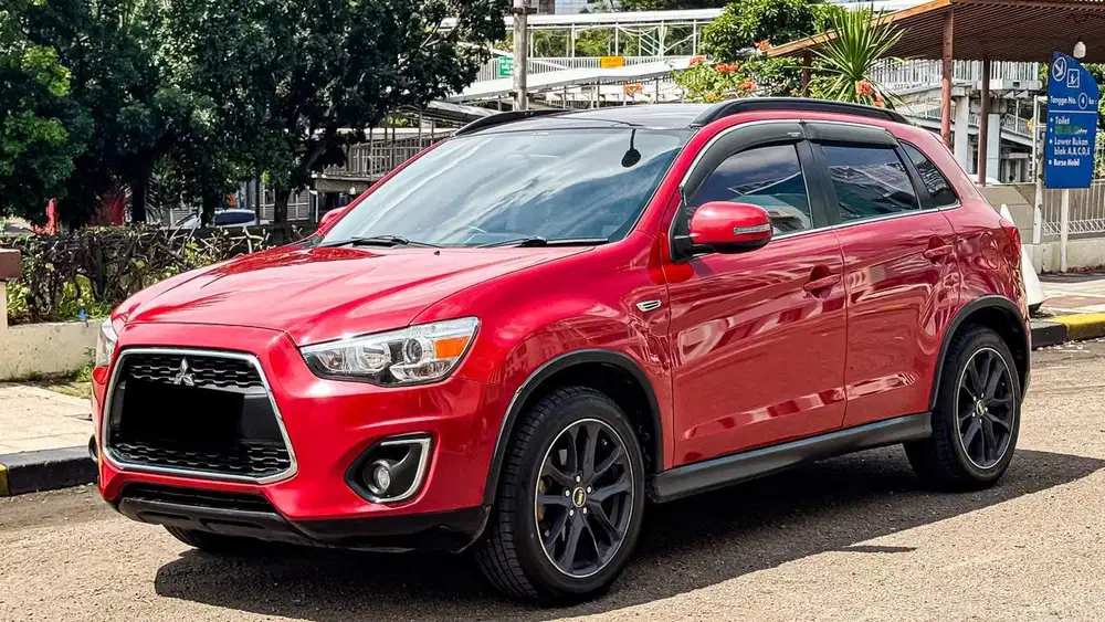 Mitsubishi Outlander PX 2.0 AT Reborn 2015 putih metalik