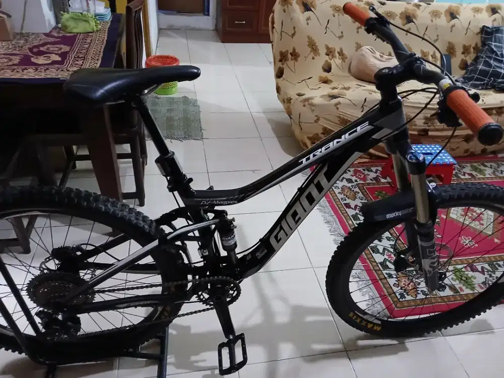 Sepeda MTB Giant Trance 4 - upgrade