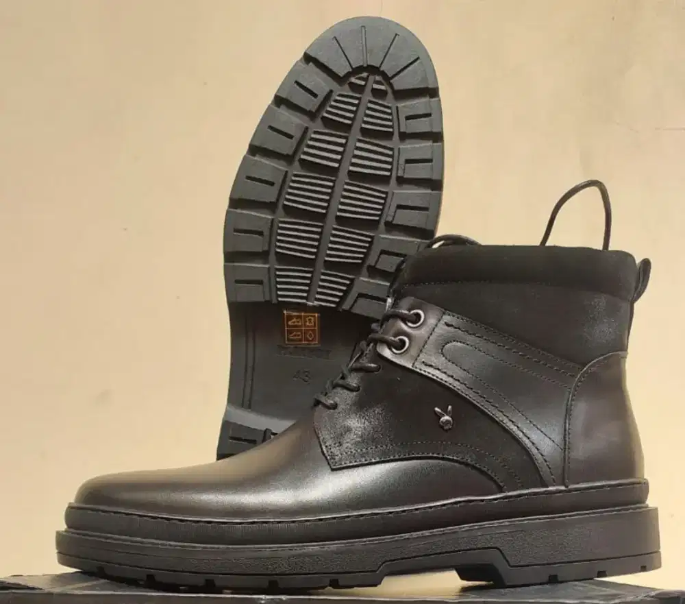 Sepatu Boots PLAYBOY Pria BARU PROMO