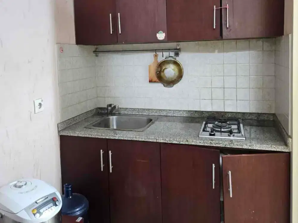 Di sewa Apartemen mediterania kelapa gading Jakarta utara 2 kamar jadi 1 furnish dekat ke moi dan artha gading