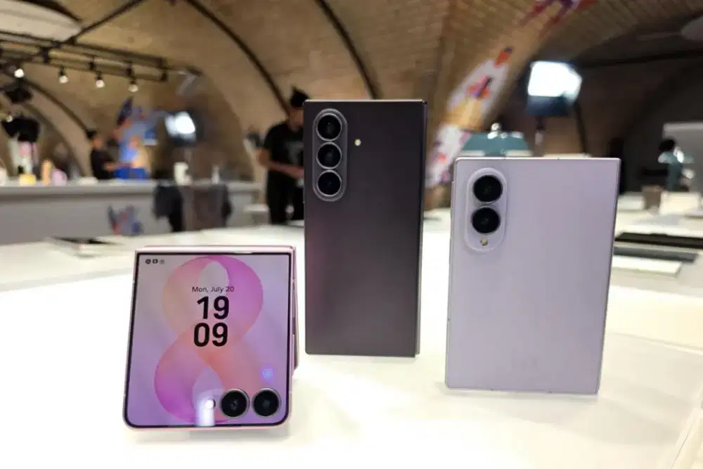 Pre order Samsung galaxy Z fold 8 22-26 Juli Benefit Up To 9Jt