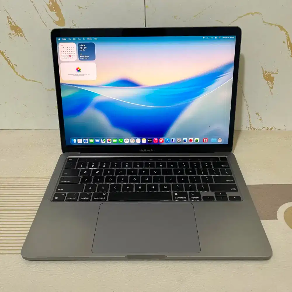 Macbook Pro M1 2020 (Touchbar).