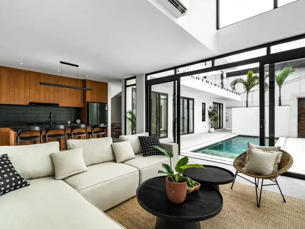 Luxury 4-Bedroom Villa for Rent in Bumbak Umalas – Fully Furnished with Premium Services