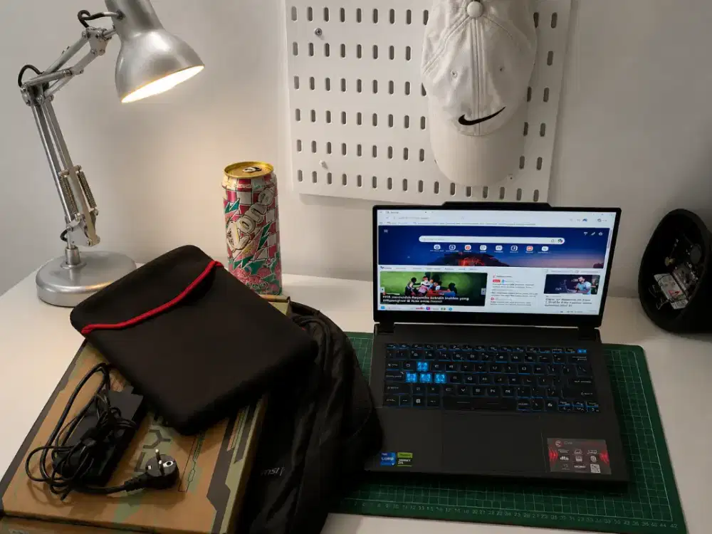 Laptop GAMING MSI CYBORG 14  RTX 4060