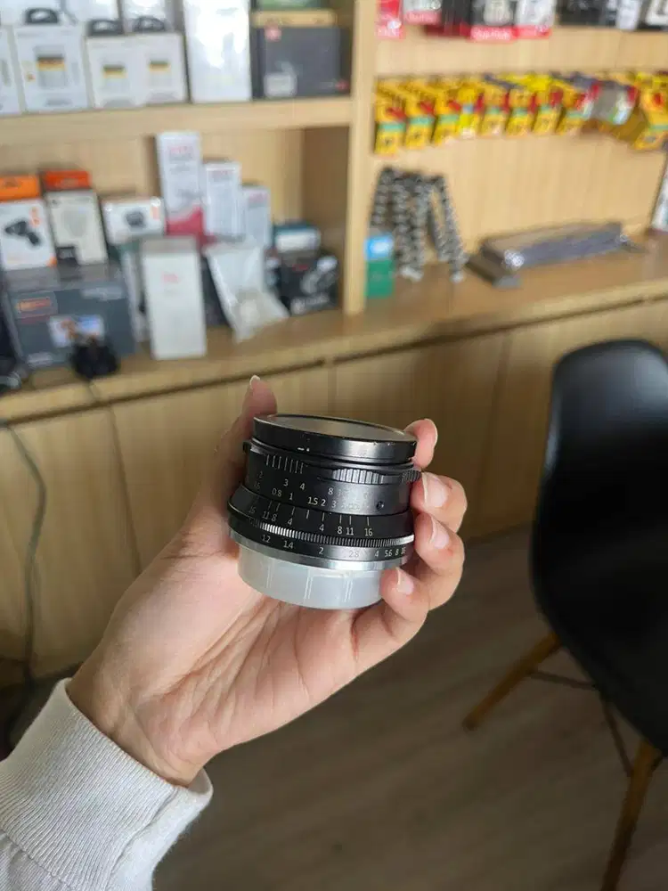 LENSA 7 ARTISANS 35MM F1.2 FOR FUJIFILM