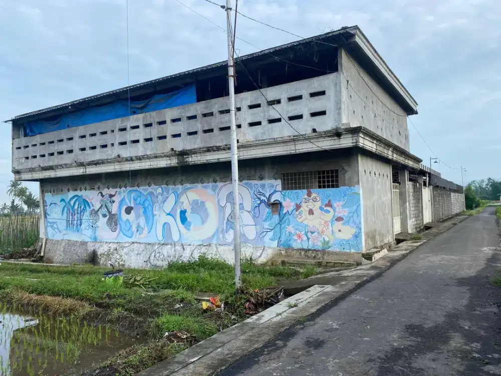 Rumah Plus Kandang Ayam Di Desa Bokor Tumpang Kab Malang