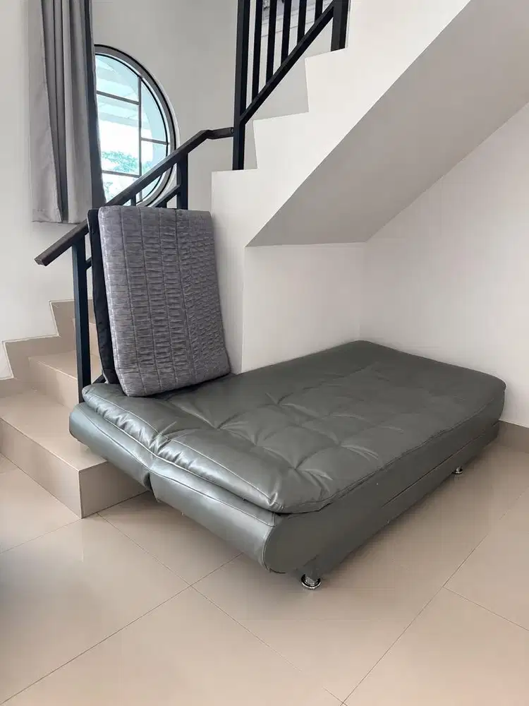 SOFA BISA TIDURAN DAN DUDUK