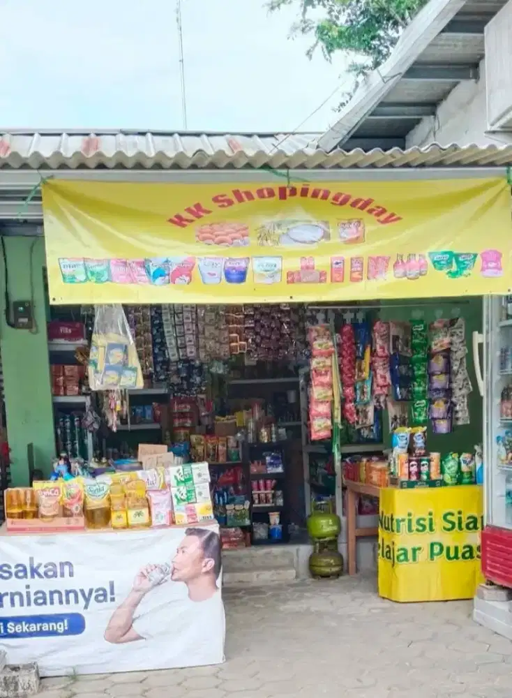 Over toko sembako perlengkaan dan isi dipasar grande setu