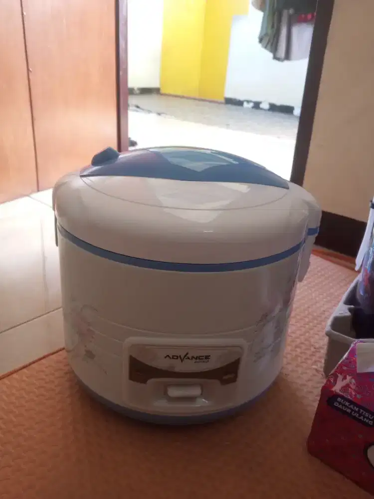 Rice Cooker Advance G-20 Baru ukuran 1, 8 liter