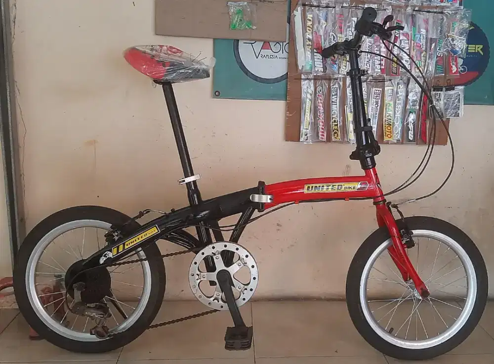 Sepeda Lipat EXOTIC Repaint 18 Mantab