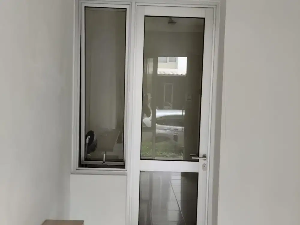 Jual CEPAT Rumah kecil minimalis di MALIBU, Gading Serpong, Tangerang - 2 kamar tidur  2 kamar mandi
