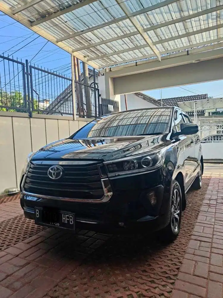 Toyota Kijang Innova 2.4 V-AT 2021 Diesel