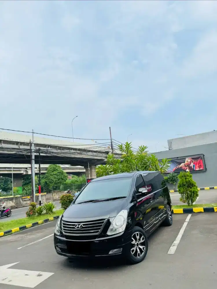 Hyundai H1 Royale Siap Luar Kota