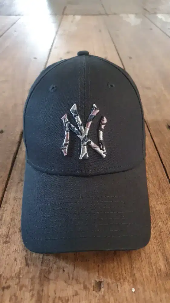Topi New Era NY