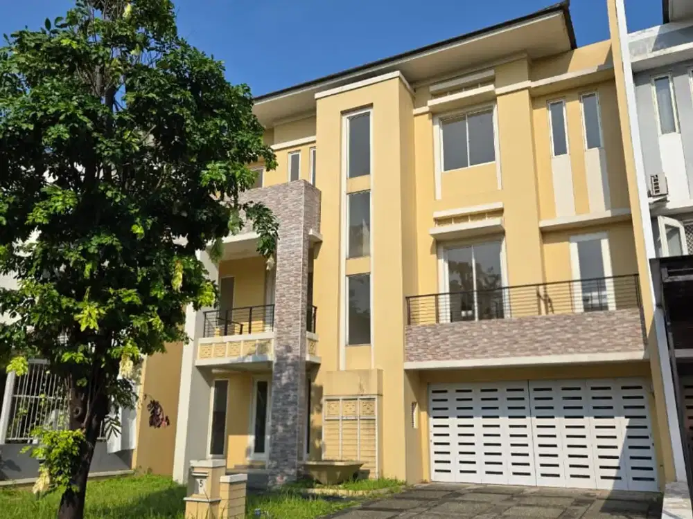Disewakan Cepat Rumah 3 Lantai Sutera Onyx Alam Sutera