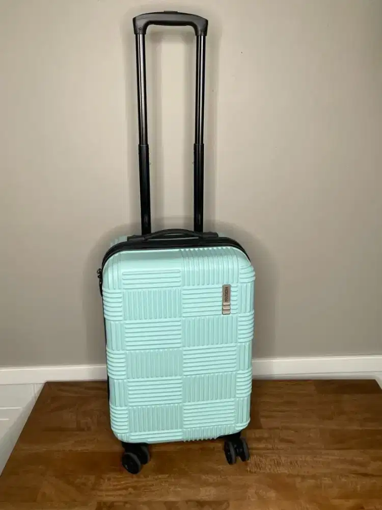 KOPER American Tourister Green Cabin Size 20 Like New Condition