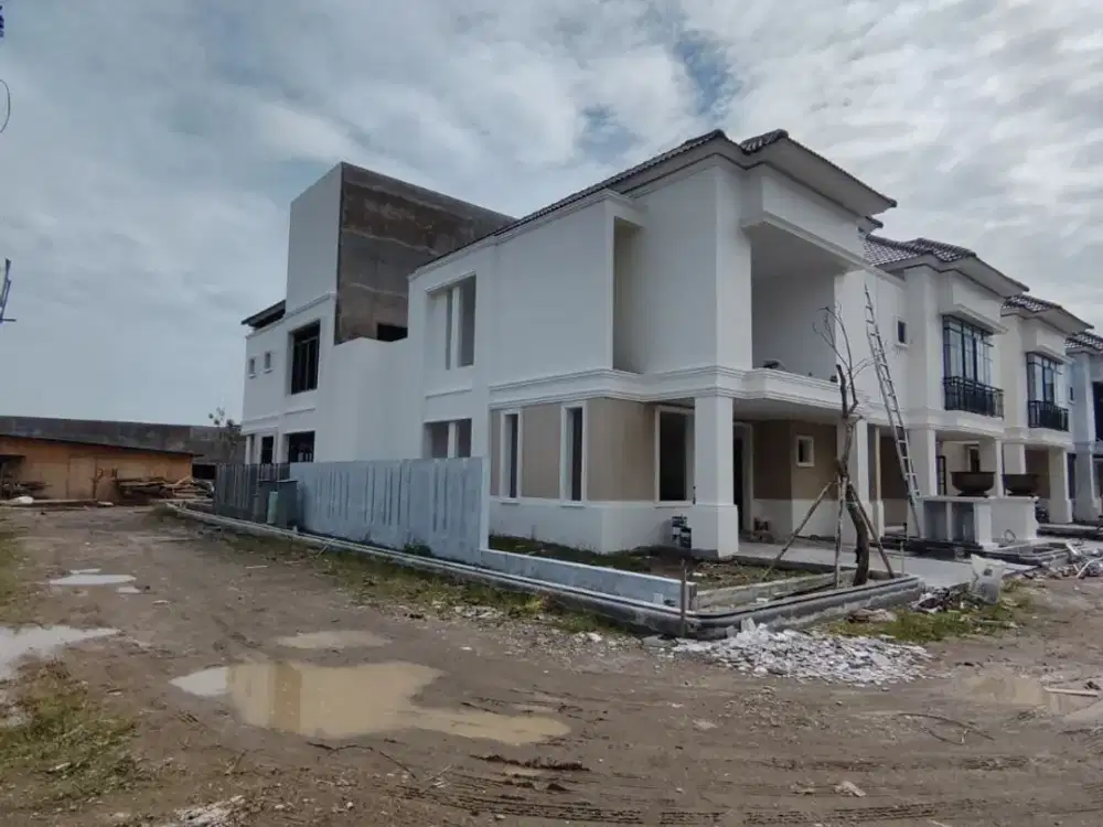 Dijual Villa Hook Komplek Jewel garden