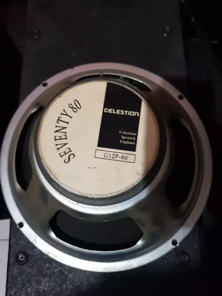 Componen speaker Celestion seventy 80 12 inch buat ampli gitar