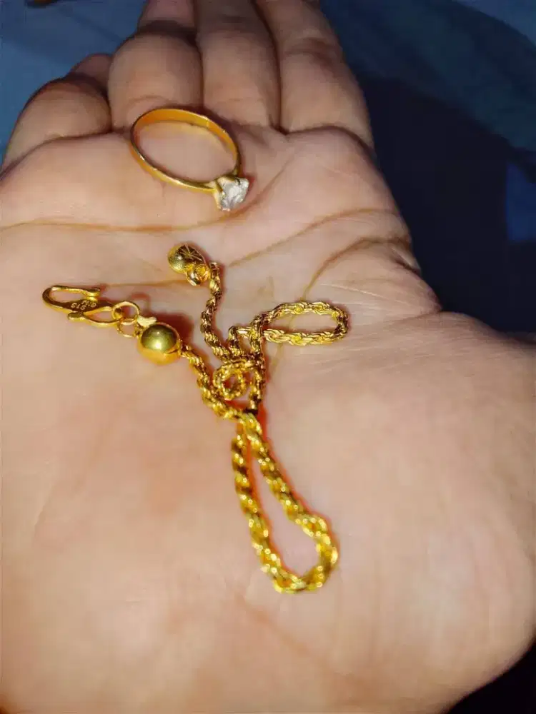 TERIMA JUAL BELI MAS SEMUA KONDISI BISA COD KELOKASI.WA
