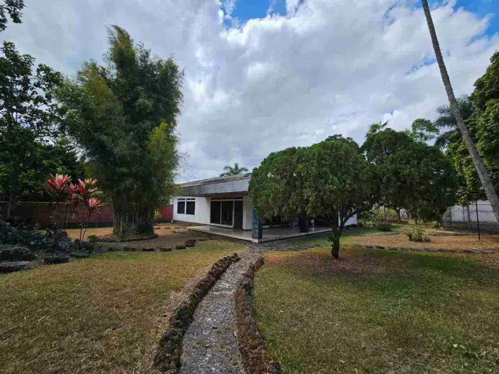 Dijual Gedung di Jl Raya Panglima Sudirman Batu Malang Komersial Area