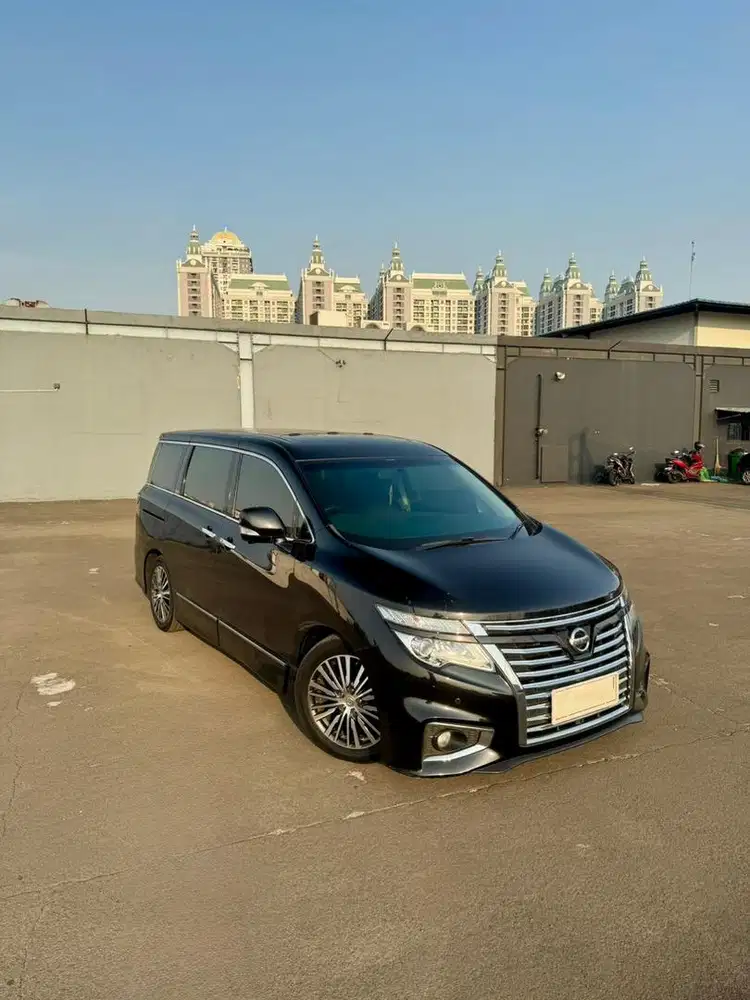 CASH NISSAN ELGRAND HWS 2014