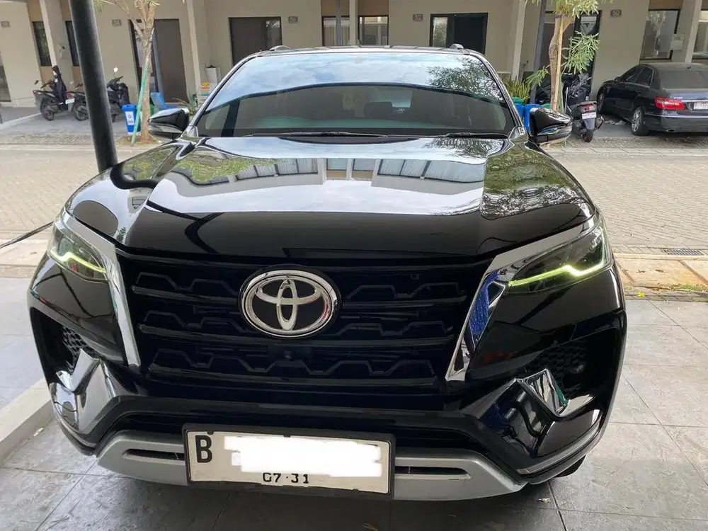 Dijual Fortuner VRZ 2021 Antik Low Odo 41rb