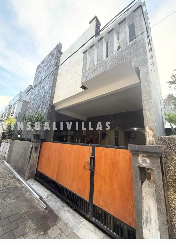 DI JUAL RUMAH KUTA DEKAT AIRPORT PANTAI