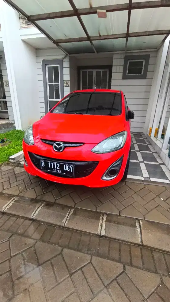 Mazda 2 R manual 2011