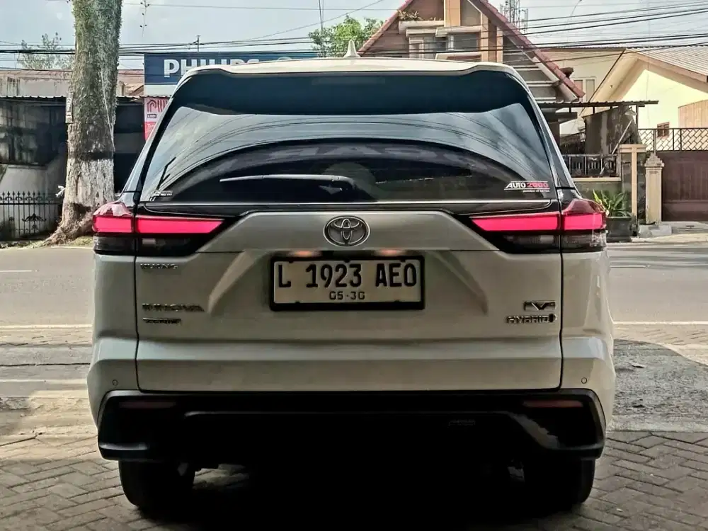 TOYOTA KIJANG INNOVA ZENIX V HYBRID RSE AT 2024 | HYBRID | KM 21.xxx