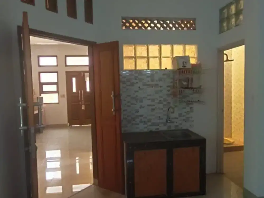 Dijual Rumah Nyaman Siap Huni Cocok untuk Kontrakan Lokasi di Buah Batu Bandung