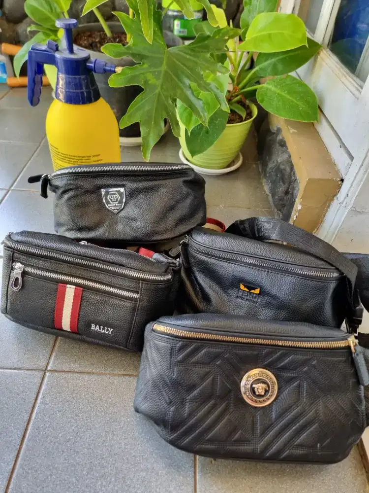 Tas pinggang /Waist bag brand Coach