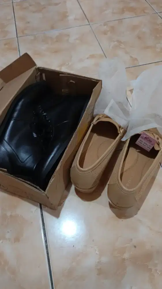 Sepatu varka dan genny