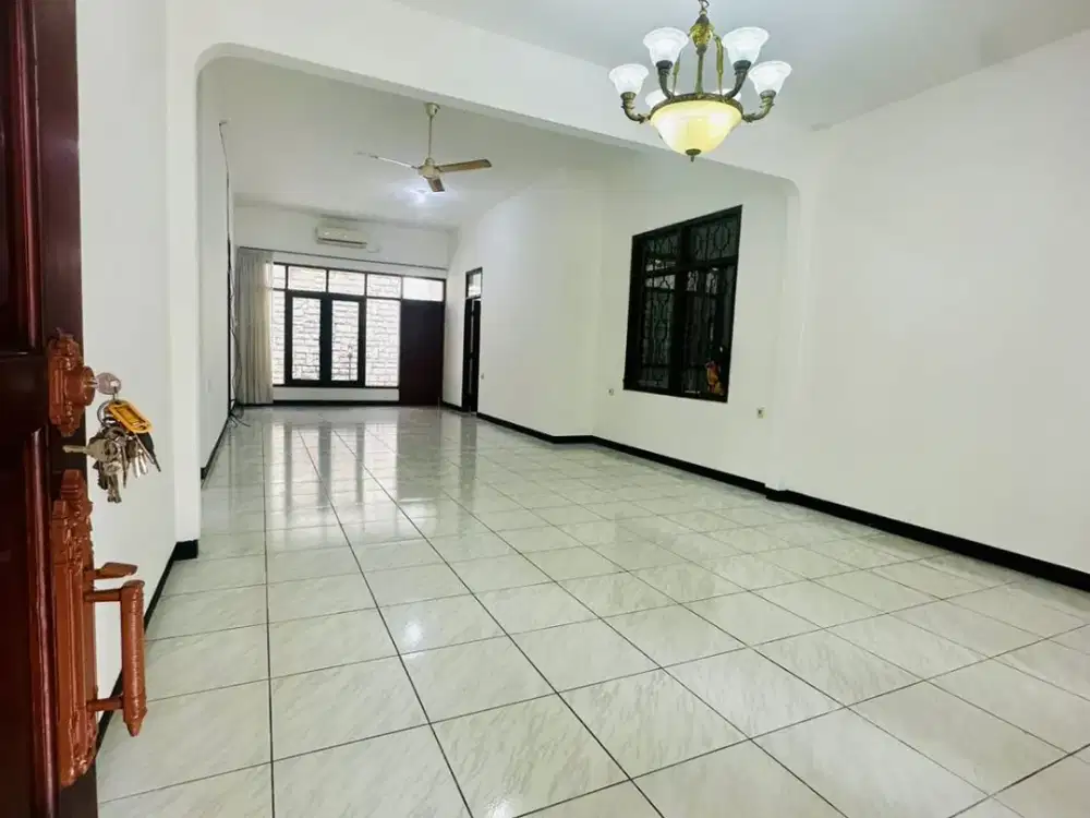 Disewakan Rumah Siap Huni Area Selong 3BR