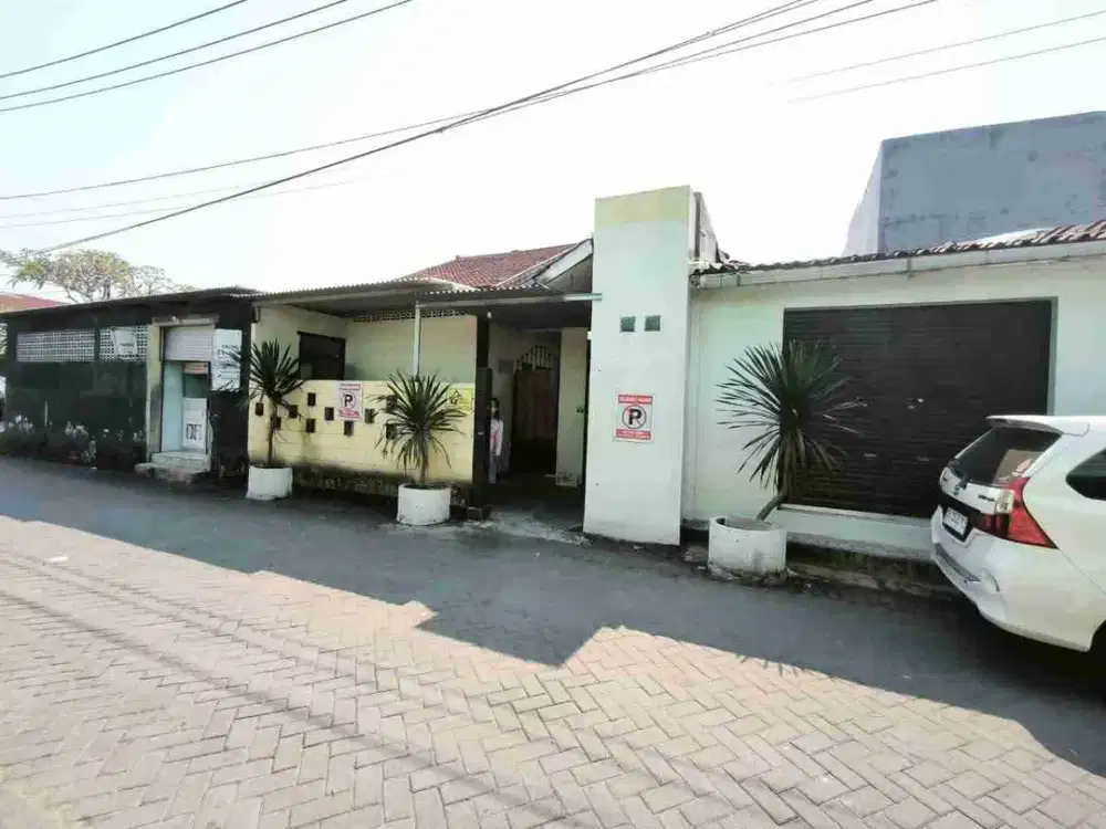 Rumah Induk Dan Kost 12 Kamar + Ruang Usaha Di Pogung Dekat Kampus UGM Yogyakarta