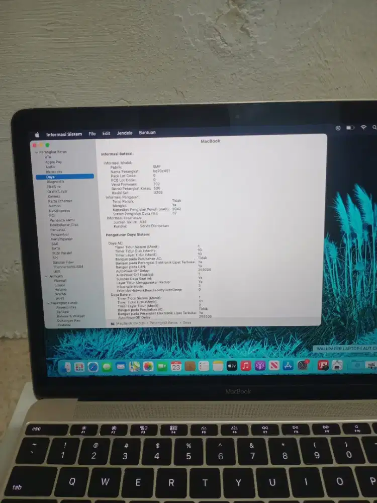 Jual macbook retina 12in early 2015