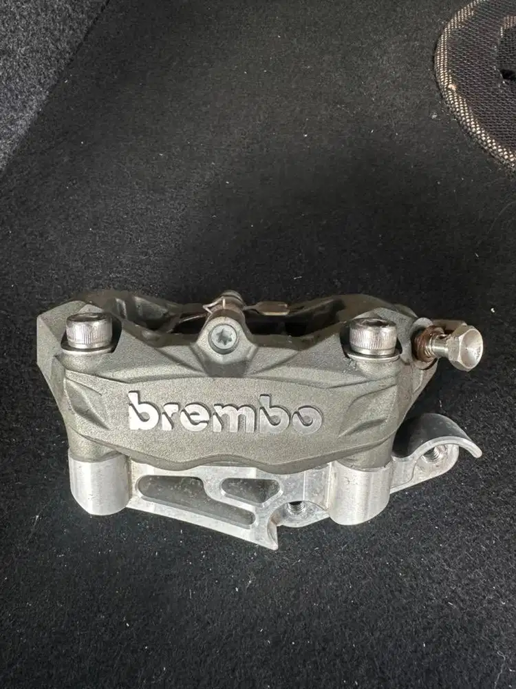 Kaliper Brembo M432