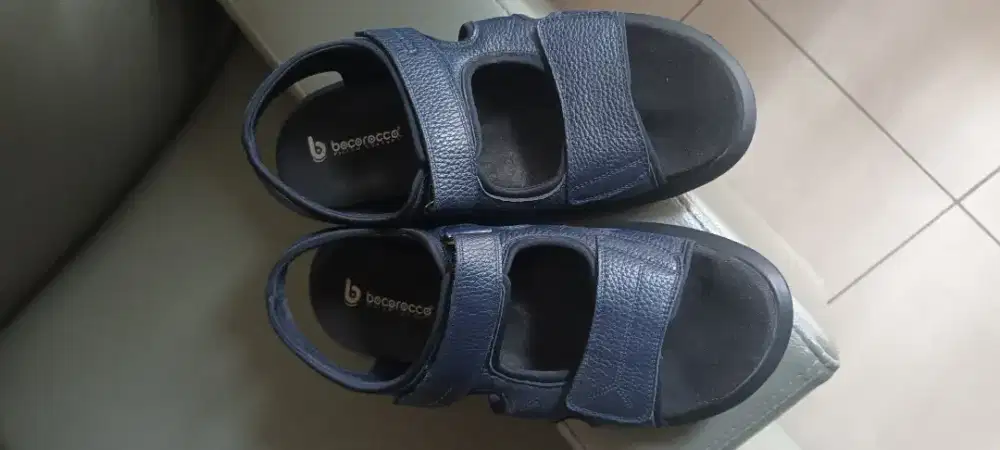 Sepatu Bocorocco Pria - Navy No 44