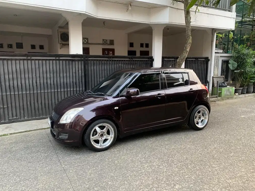 Suzuki Swift 2011 Bensin