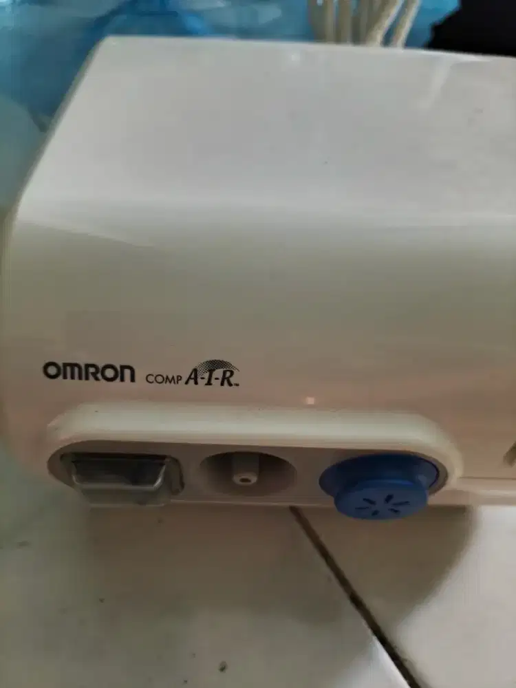 Alat nebulizer omron