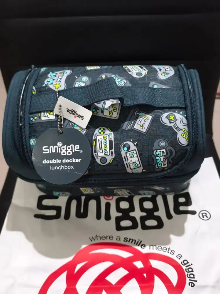 Tas Makan Smiggle Double Decker