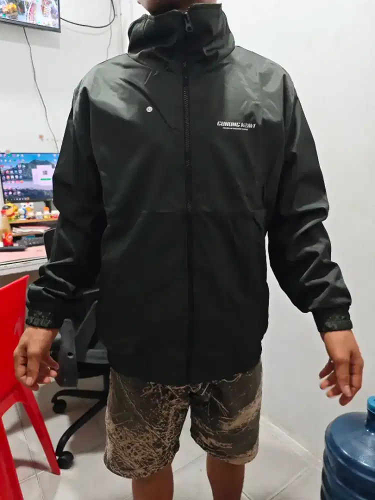Jaket gunung kawi