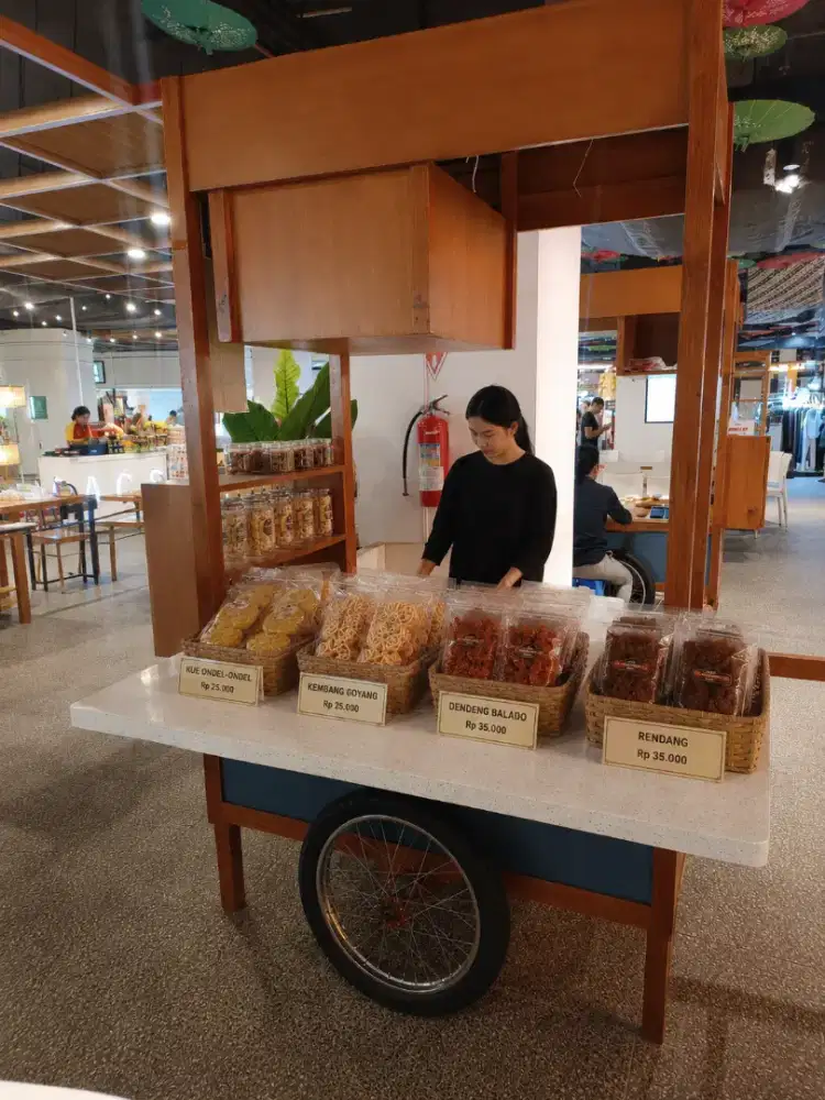 Lowongan SPG booth oleh-oleh di lippo mall nusantara