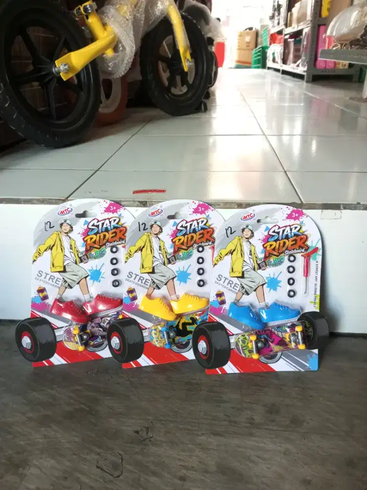 Mainan anak finger skateboard star rider