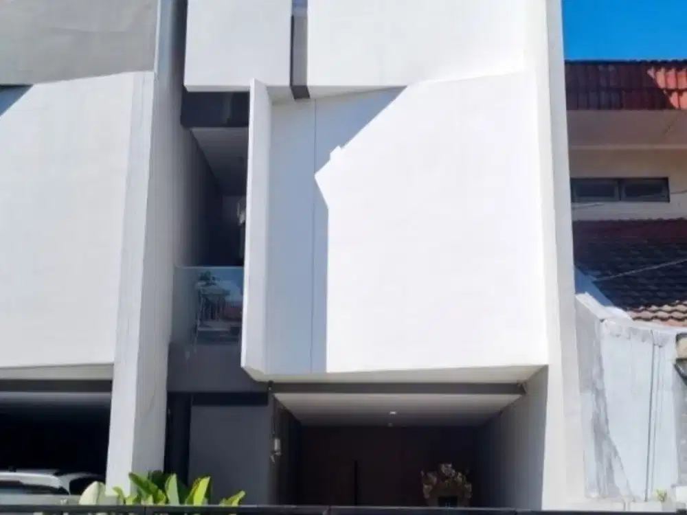 RUMAH FULL FURNISH SUTOREJO