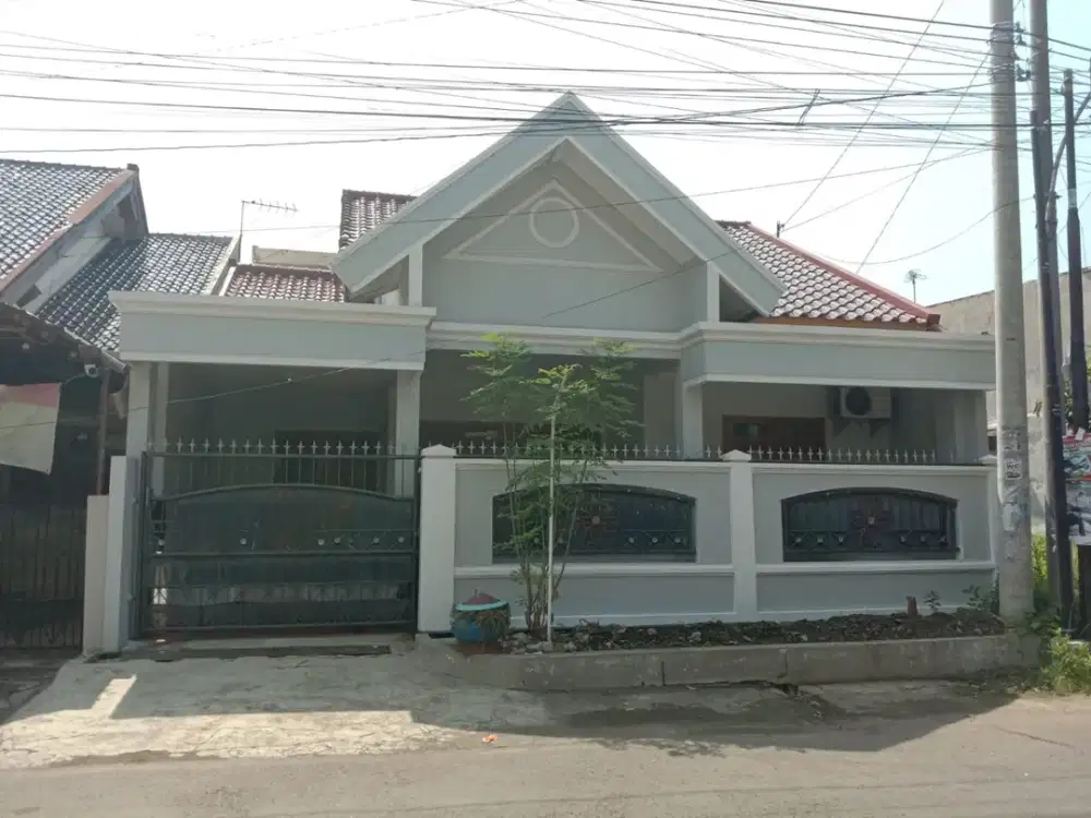 Disewakan Rumah Murah Lokasi Strategis di Jl. Hanoman Raya Semarang