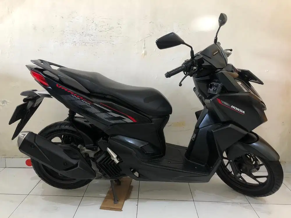 Honda Vario 160 CBS Th.2025 hitam!!
